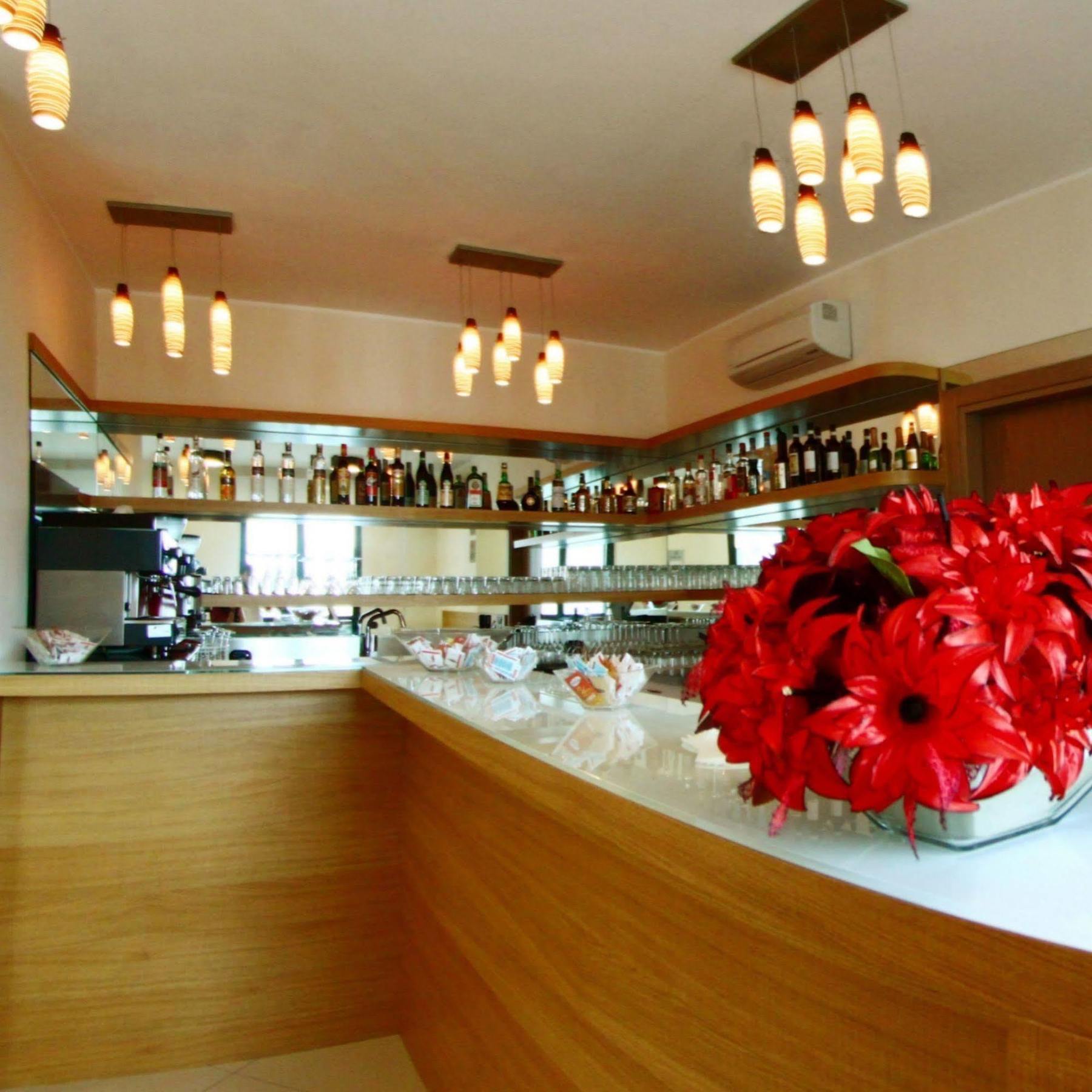 Hotel Novarello Granozzo con Monticello Экстерьер фото