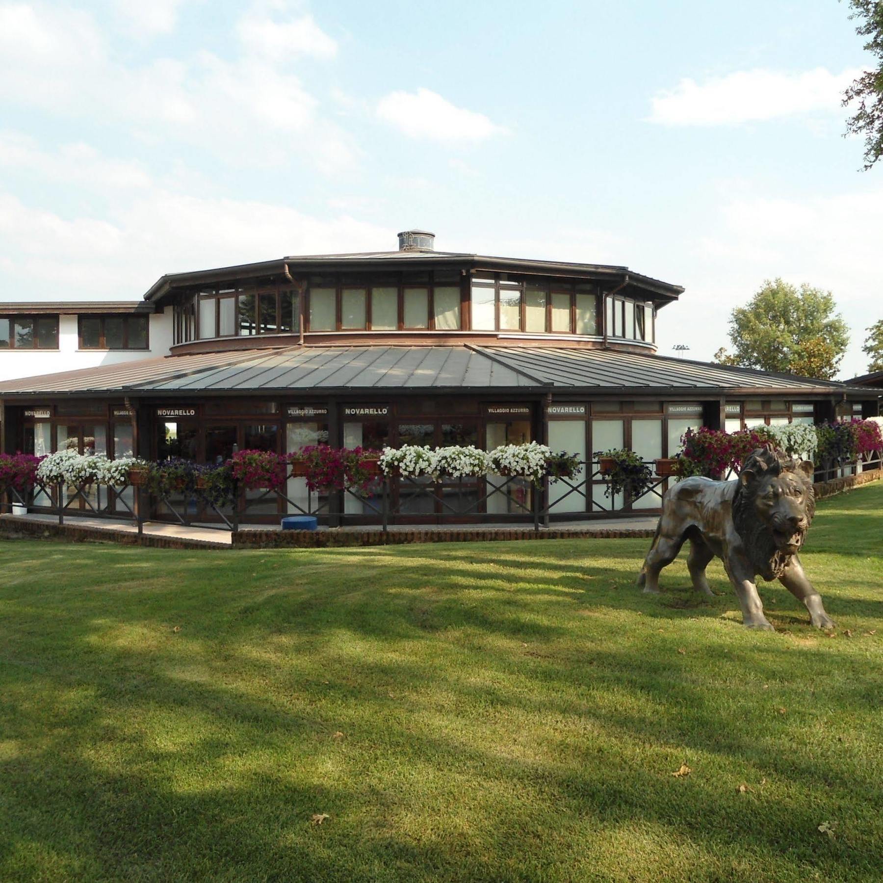 Hotel Novarello Granozzo con Monticello Экстерьер фото